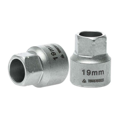 19mm Push Through Socket**